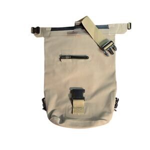 Watershed dry bag zip dry medium utility green airtight and waterproof military